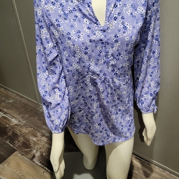 Liz Claiborne flower blouse top - Picture 2 of 7